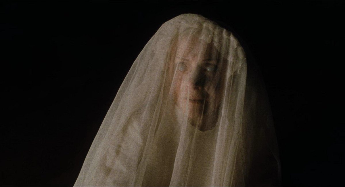 THE OTHERS
Alejandro Amenábar | 2001