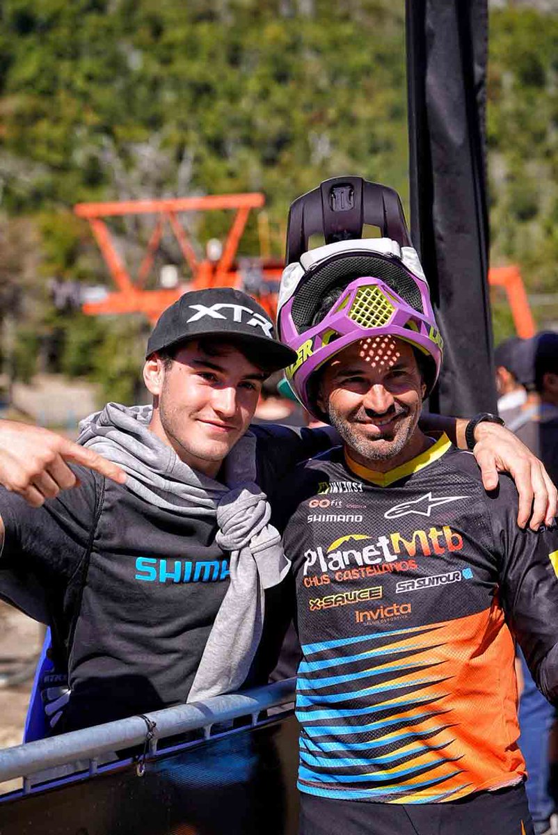 PlanetMTB tweet media