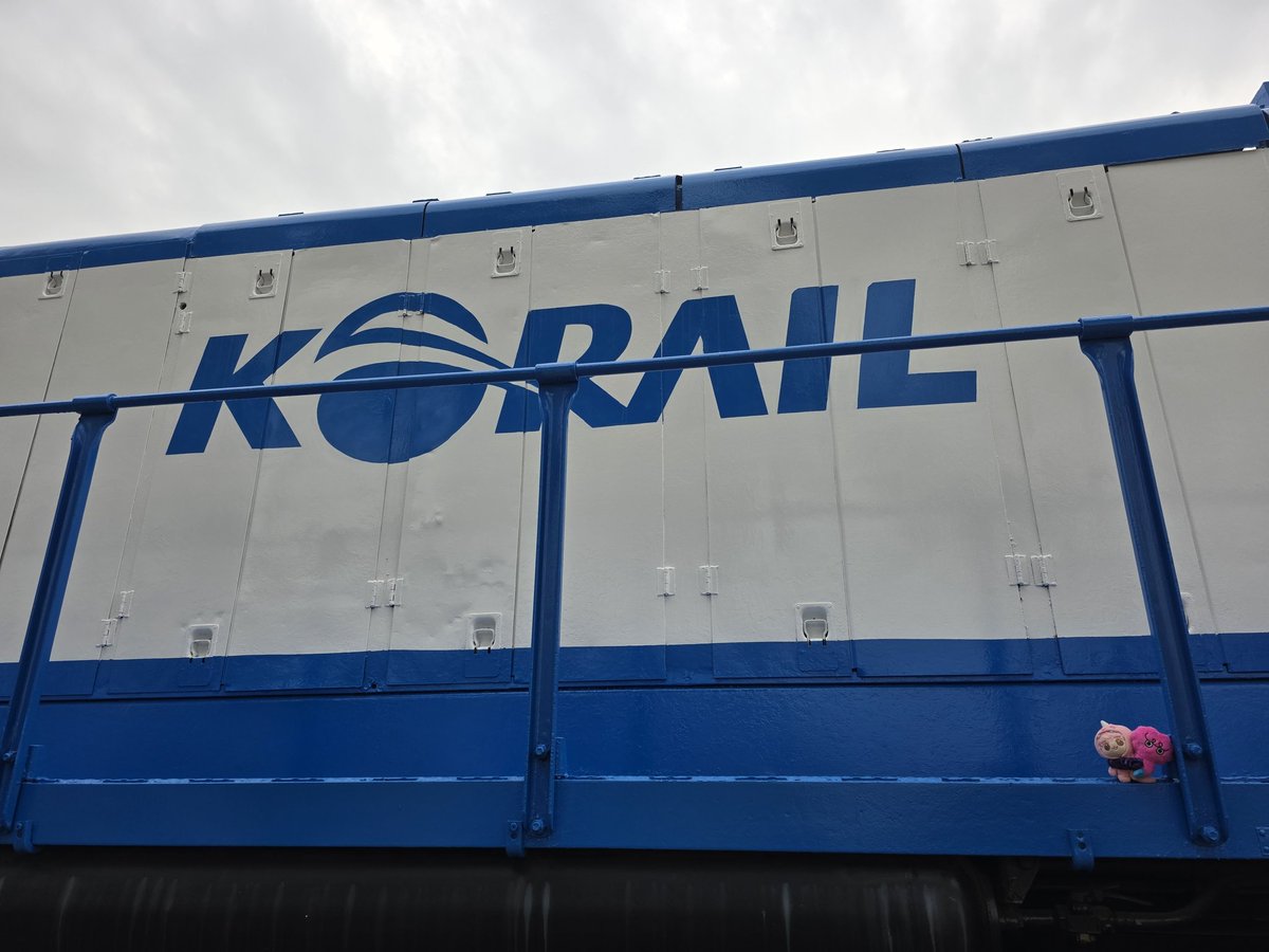 Ev4Years tweet media