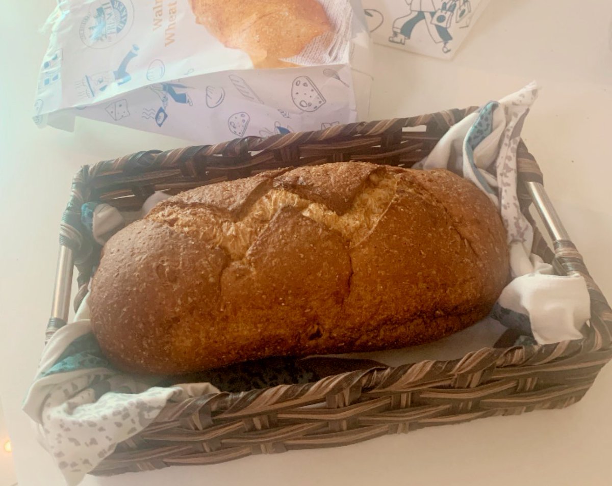 SuperGirlBunny_TheChamp tweet media