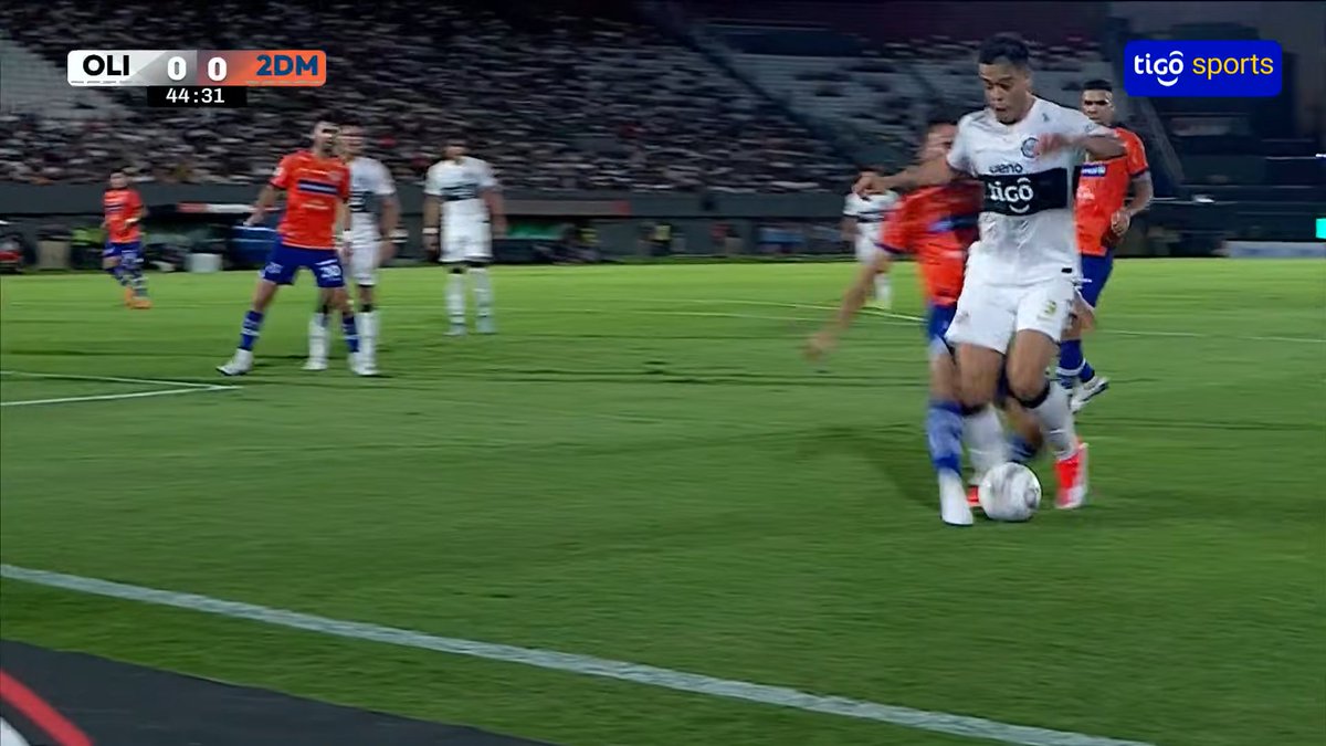 En el VAR Py tweet media