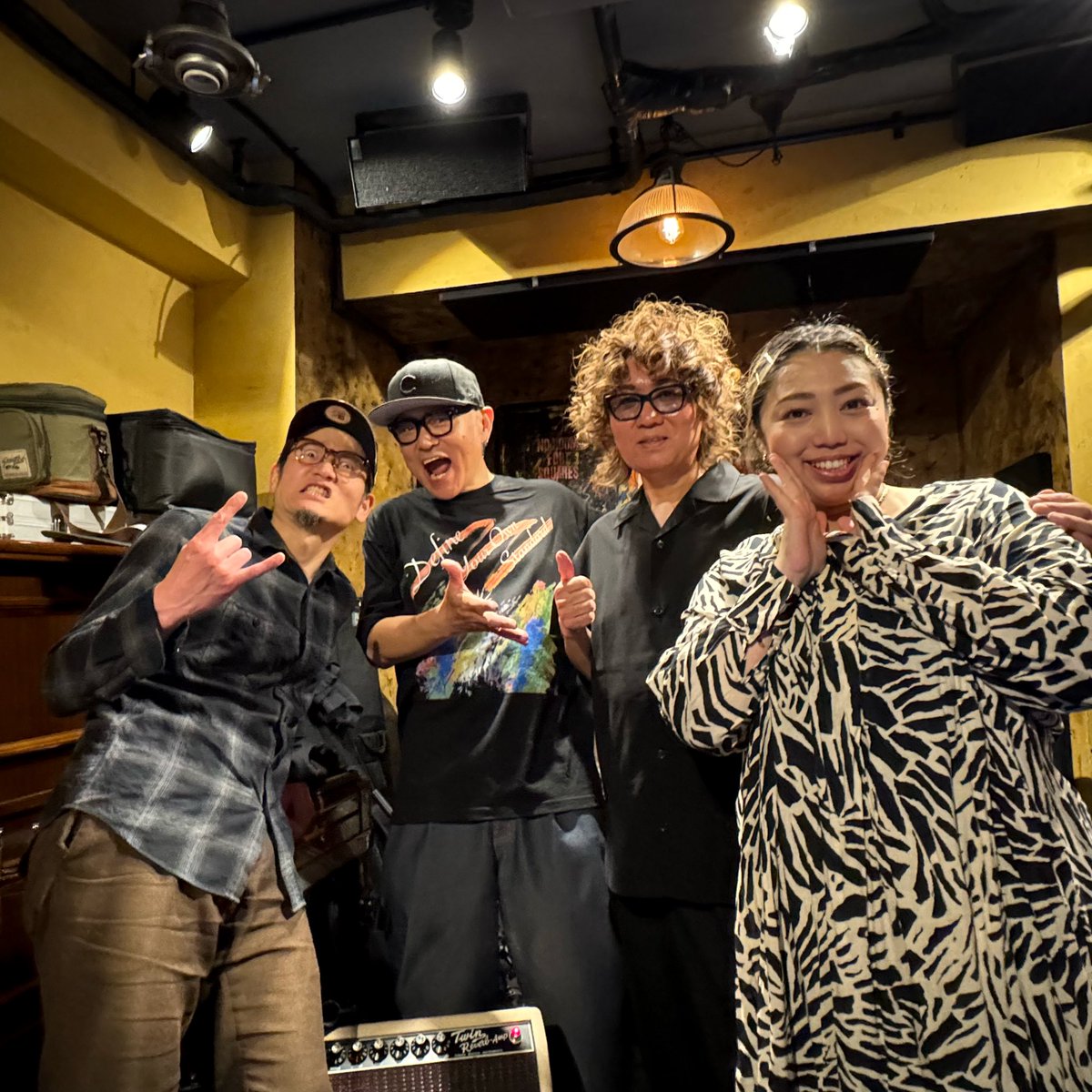 ZONO SESSION終演‼️
ありがとうございました🙇
素晴らしい歌、そして演奏も最高でした‼️