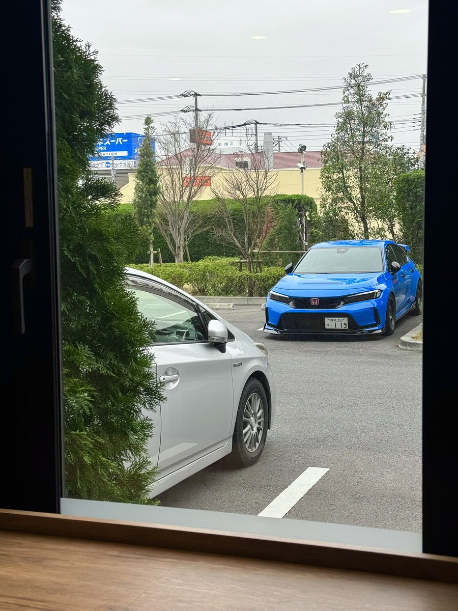 シビック乗ってる消防士 tweet media