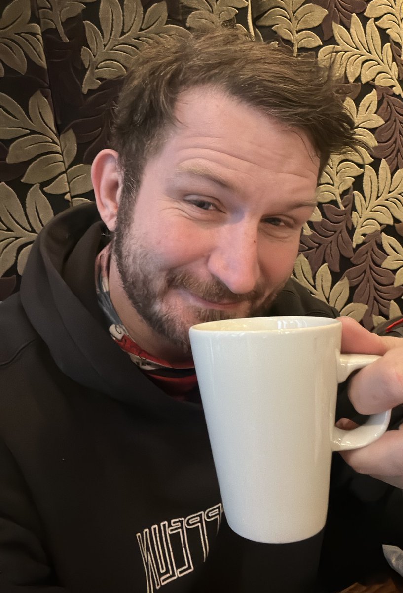 ChilledLuck tweet media