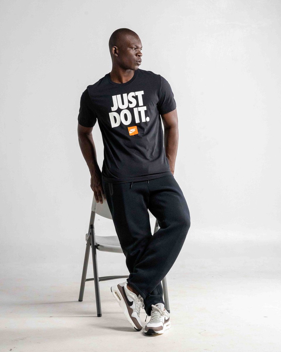 bajabiri's tweet image. #JustDoIt today.

#Ubaoni 125,000/= 👕 #JustFitKijitonyama
