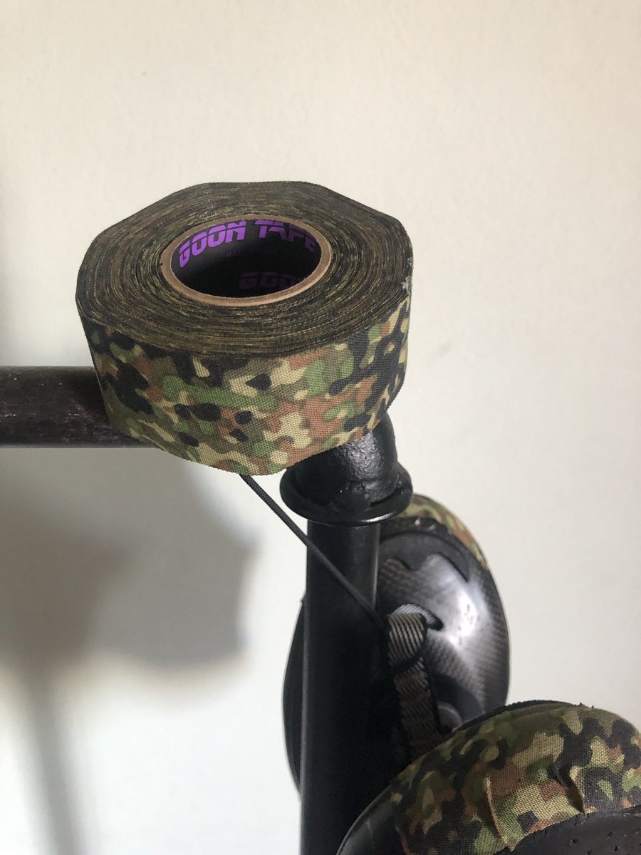 Sean_Sako's tweet image. Adding a little Fleck to my Tarn with a fresh roll of @goon_tape 

#CyclingLife #Flecktarn