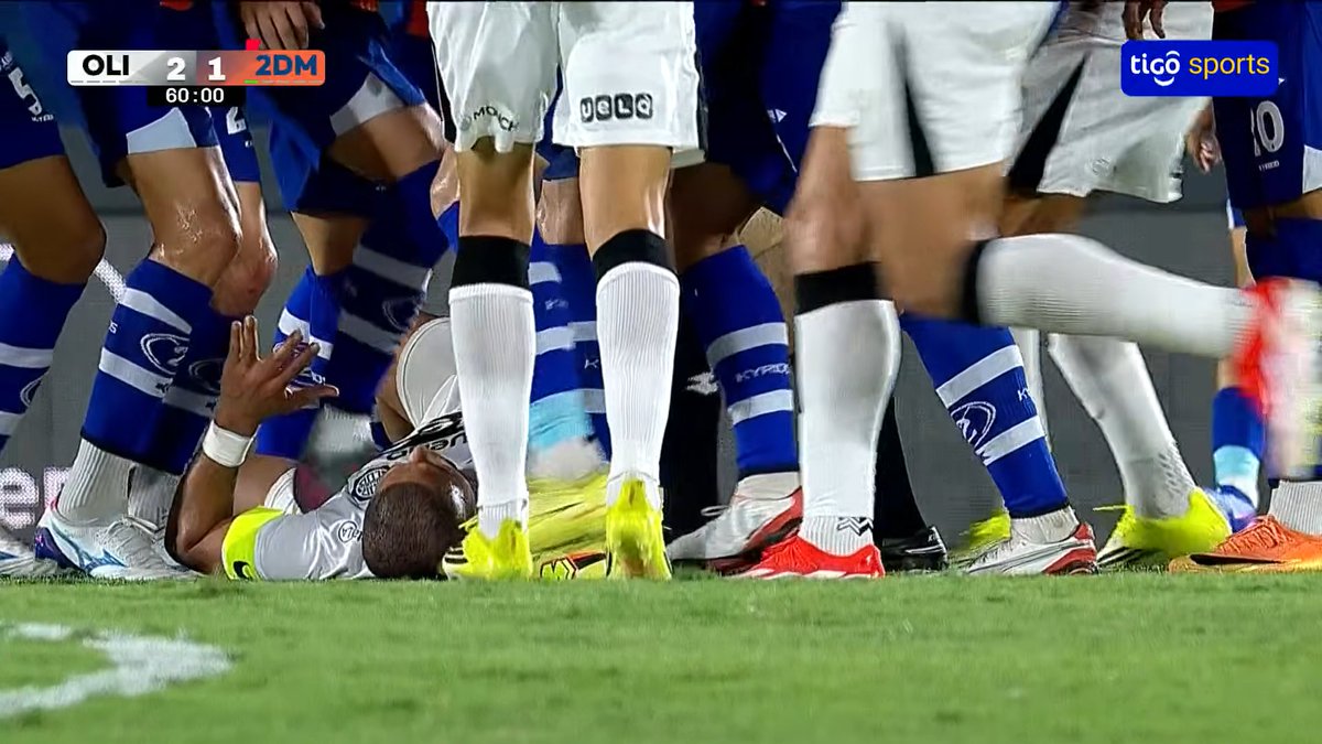 En el VAR Py tweet media