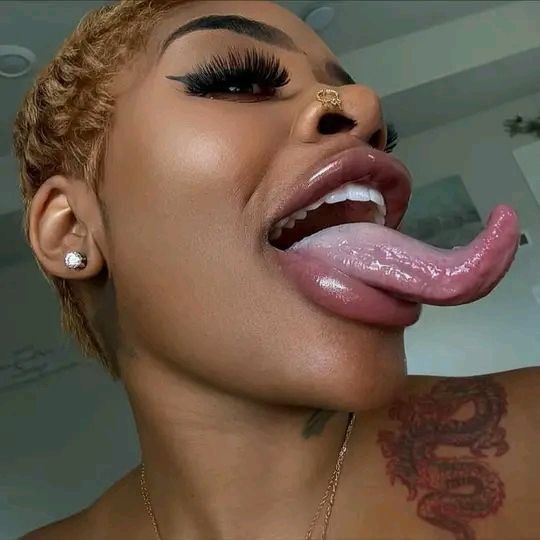 UMKHONTO uphethwe uhlanya tweet media