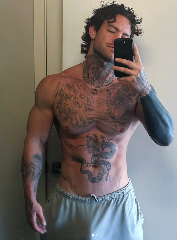 Men_Of_Insta's tweet image. Dustin (markdmafia)
#MenOfInstagram