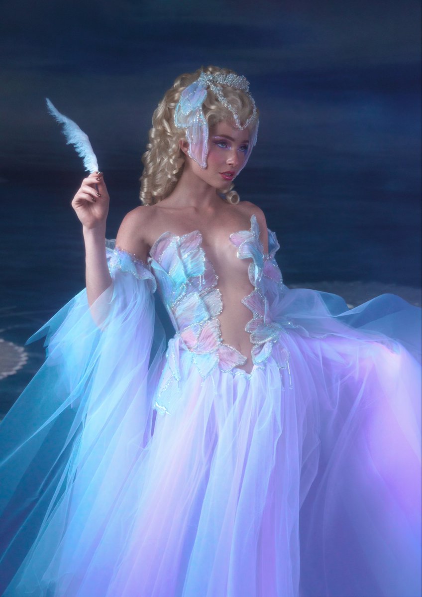 Elizabeth Elder tweet media