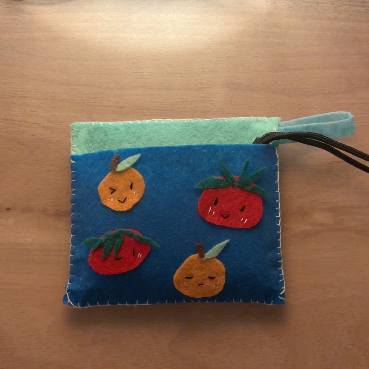 A gleaming fig tweet media