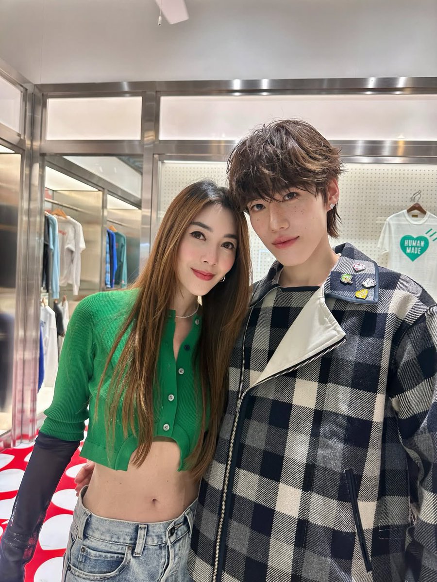 muffinp🧁 tweet media