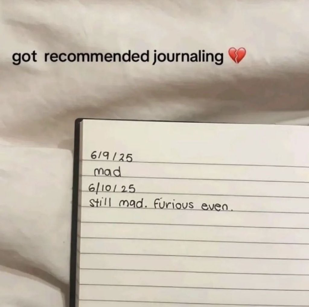 girlsay. tweet media