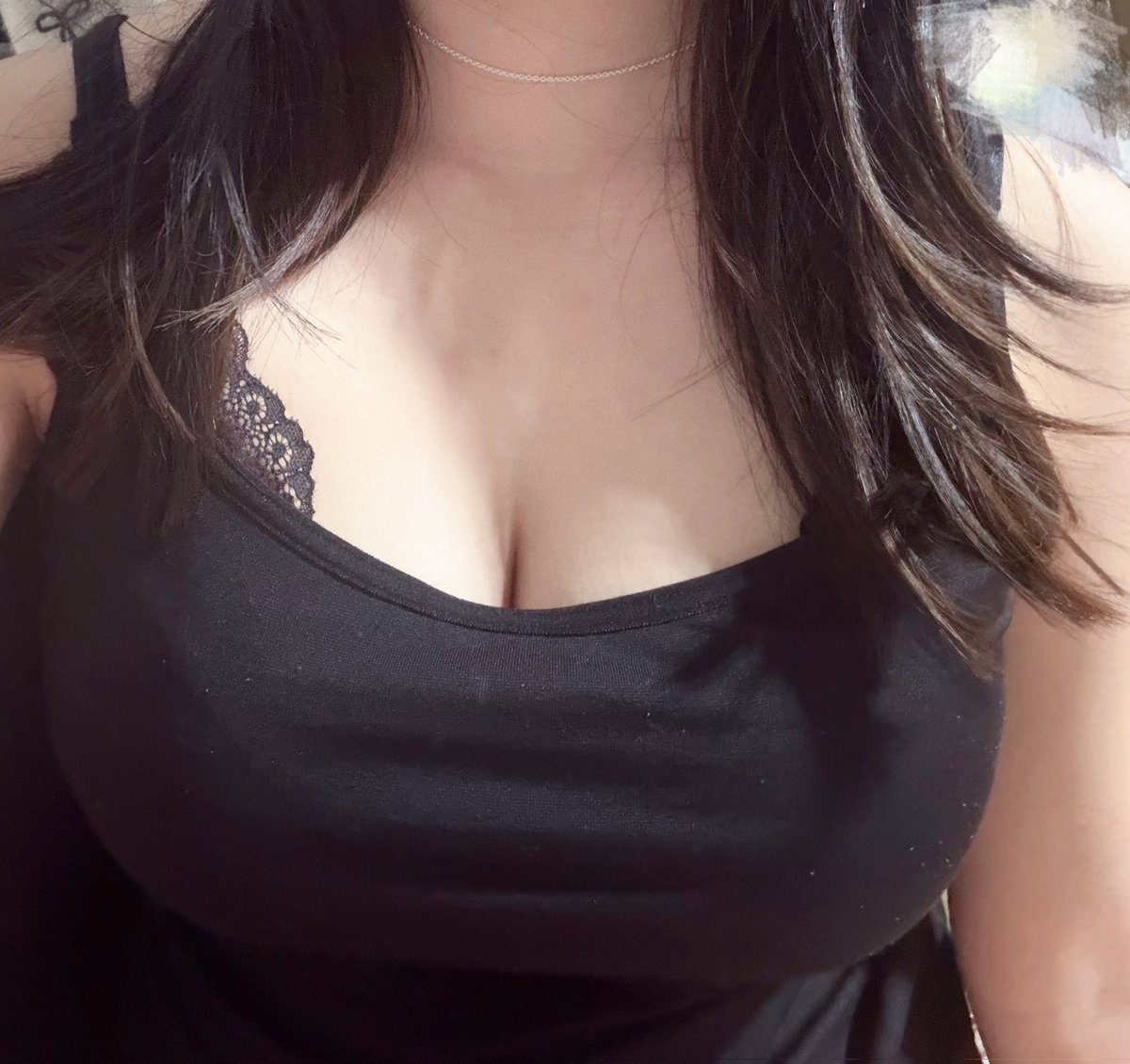 Harini 🩶 tweet media