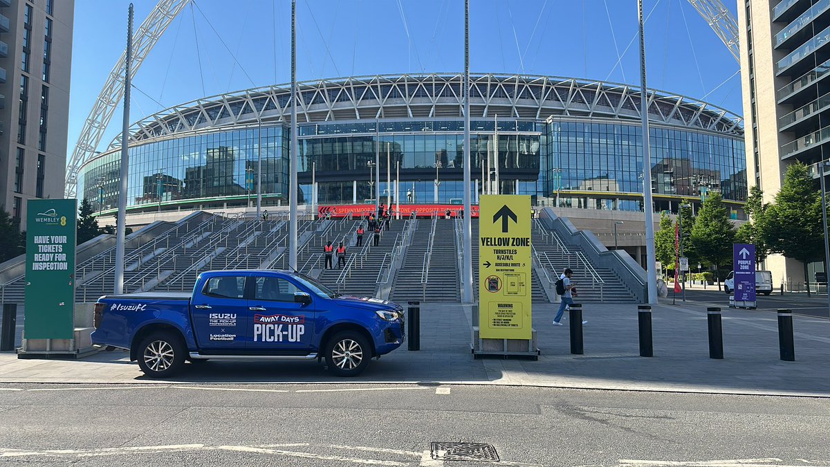 Curly Kirtland tweet media