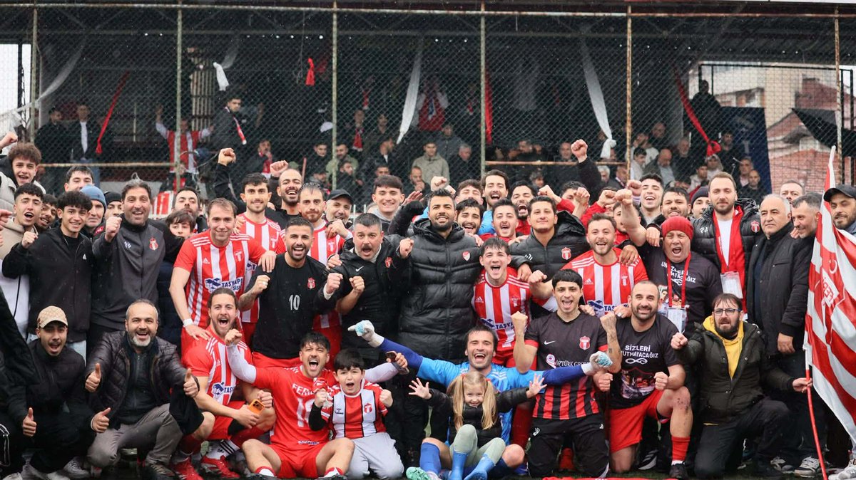pasamahallesi's tweet photo. 2025–2026 sezonu Süper Amatör Lig 6. Grup’ta Şampiyon olarak Bölgesel Amatör Lige yükselen ve büyük bir başarıya imza atan Feriköy’ümüzü yürekten kutluyorum. @Ferikoyspor https://t.co/TA0v46baCR