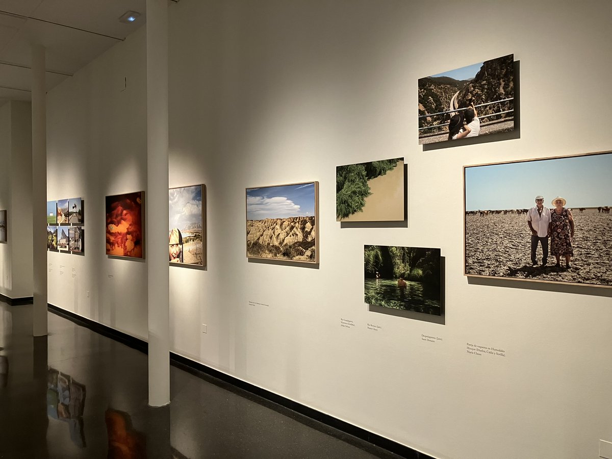 CulturaCuenta's tweet image. El Centro Andaluz de la Fotografía #CAF te propone visitar esta Semana Santa en #Almería la exposición 'Misión Andalucía'. 

8 miradas sobre el paisaje rural andaluz

Entrada libre 

lajunta.es/6clxx

@CulturaAND @AlmeriaJunta  @CulturaAlmeria @WeekyAlmeria @OcioAlmeria
