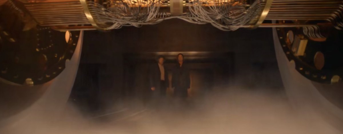 Mykethogan's tweet image. Holy shit 😭 So the Professor named the machine Alex (his wife’s name). At first, I thought it was the Alex, but it’s actually the machine and it’s already making predictions??
I’m so confused. And then there’s Dylan, who was part of building the machine…
#ParadiseHulu #Paradise