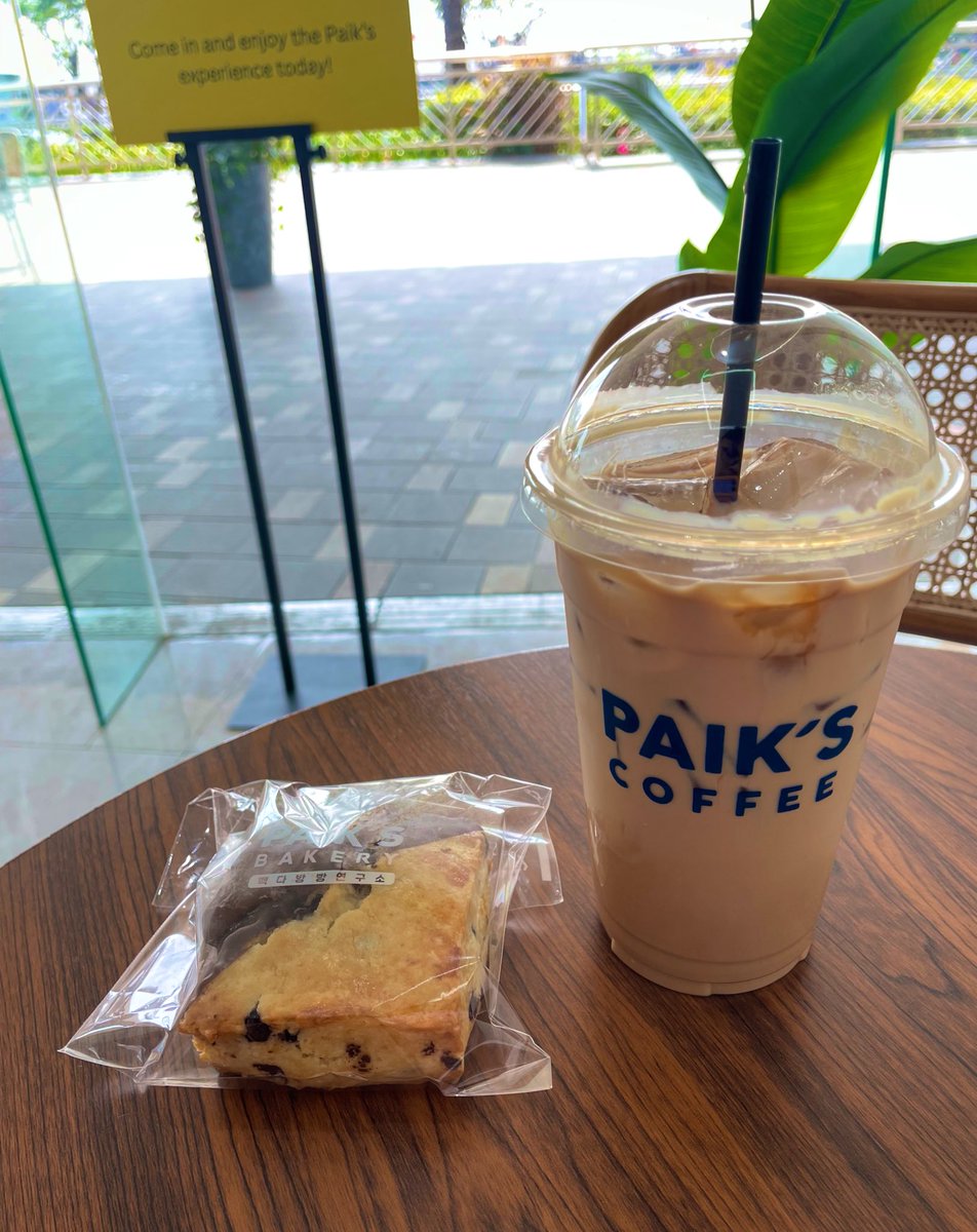 Valentino tweet media