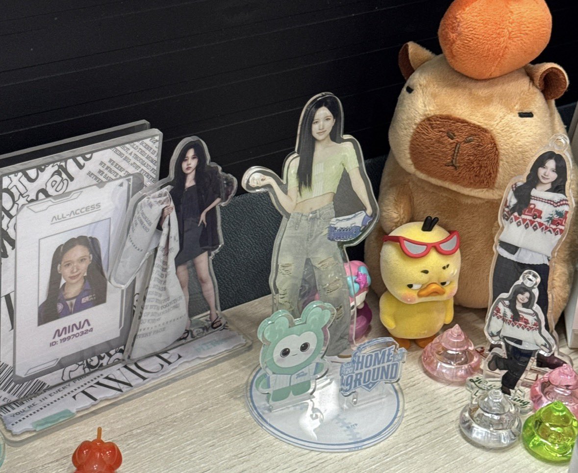 elenn🦖saw twice² tweet media