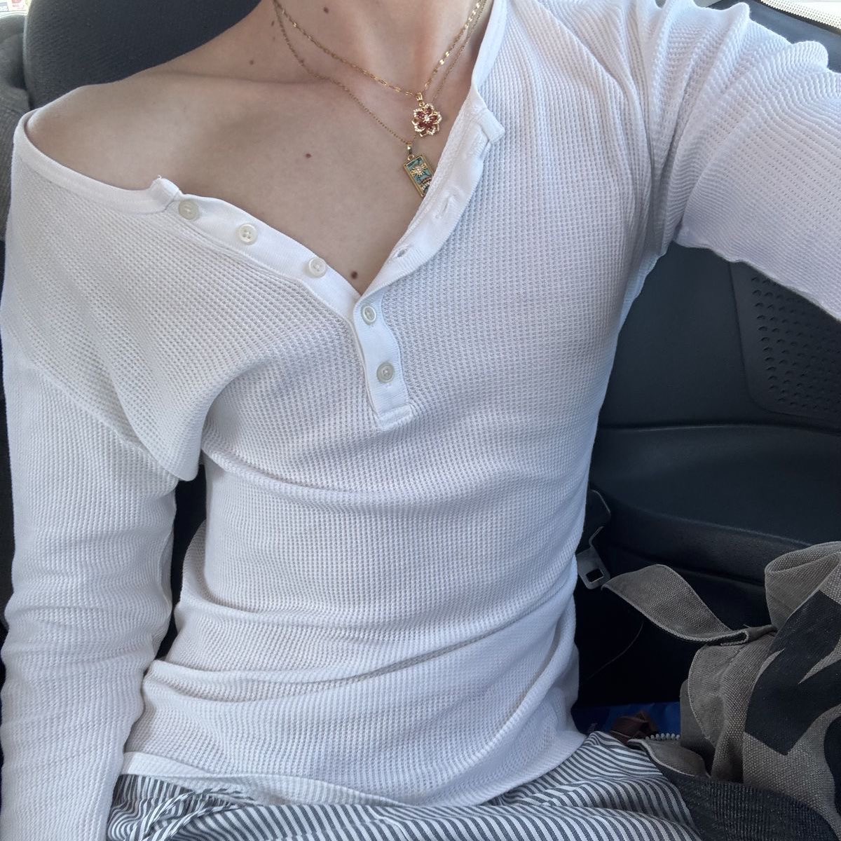 ari ꒰⁠⑅⁠ᵕ⁠༚⁠ᵕ⁠꒱ super soaked tweet media