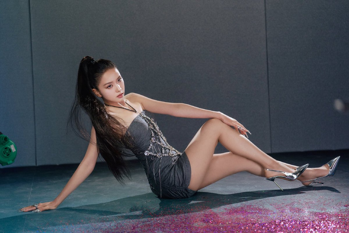 MYLOVE_ JENSOO tweet media