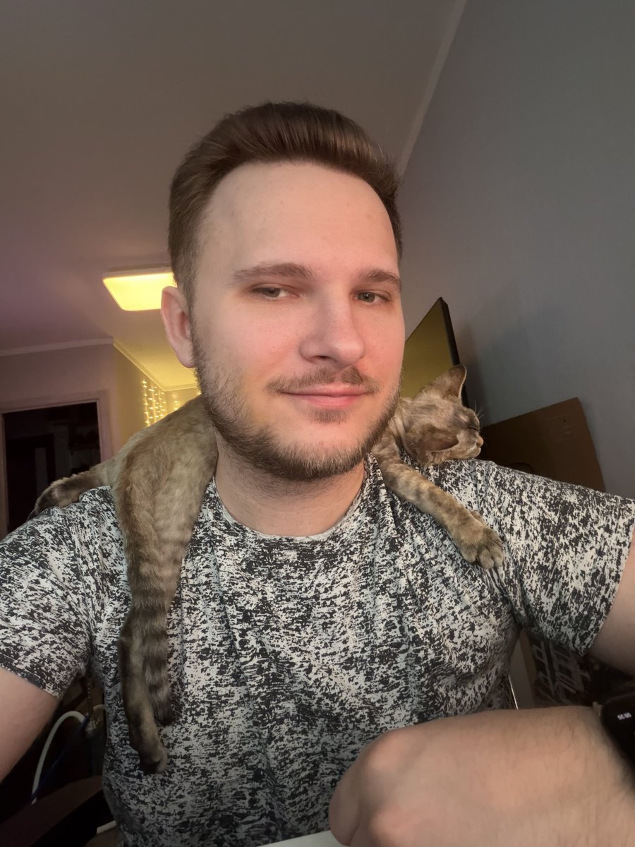 Юрий tweet media