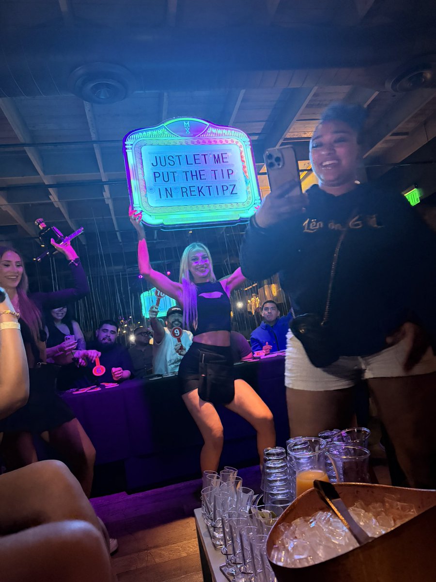 EL Rekker tweet media