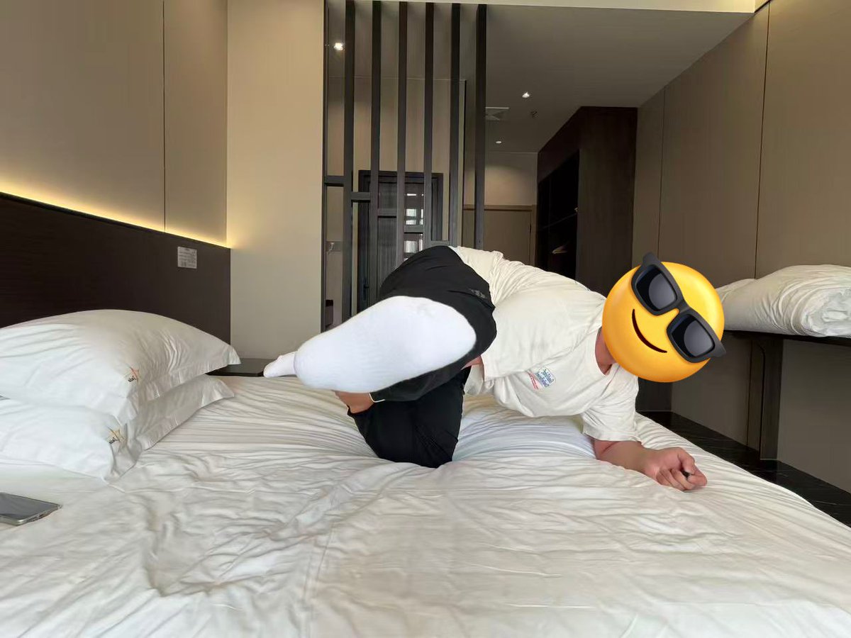 chenyan03801306's tweet photo. 😎 https://t.co/ErkRvN57Zz