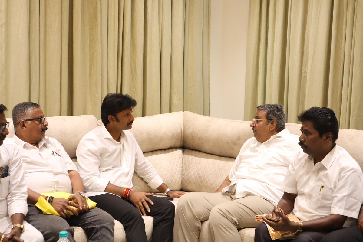 Vinoj P Selvam tweet media