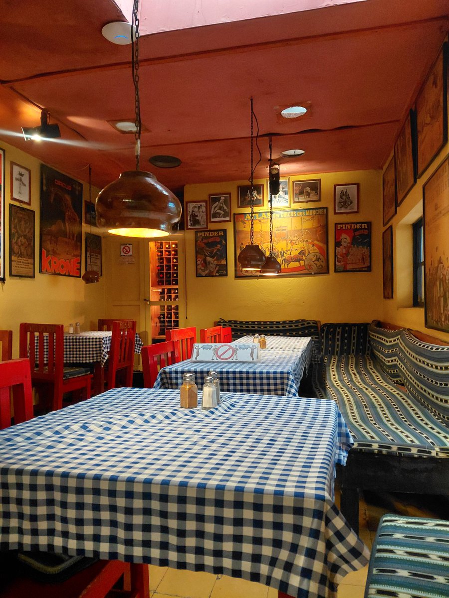 lilixche07's tweet photo. #Circusbar
#Pizza
🃏 https://t.co/Mtcde3OG3k