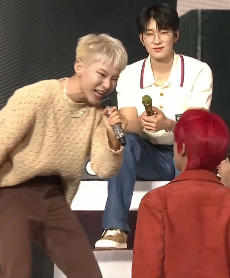 dinoqtbabie's tweet photo. The dynamics between them https://t.co/QRD3QBKkA4