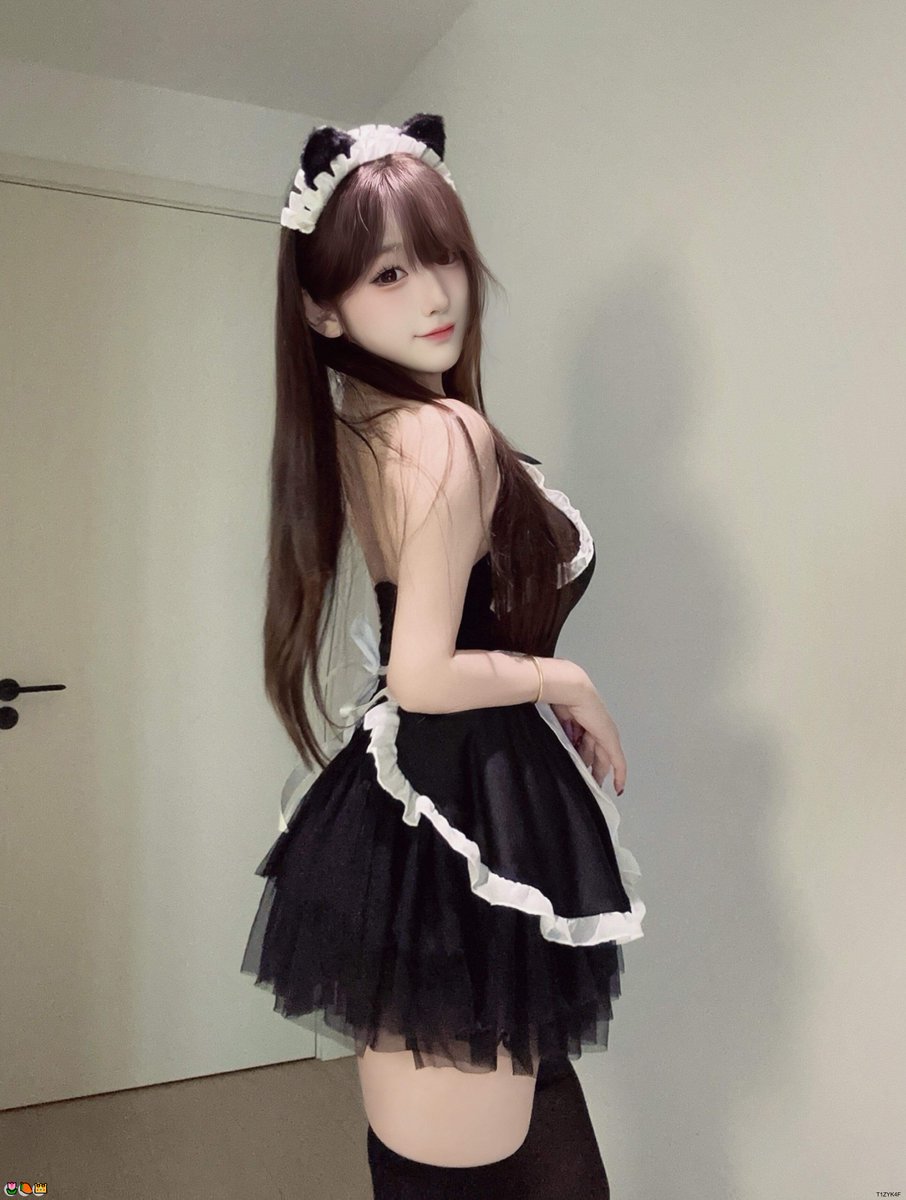 Beverly Russell tweet media