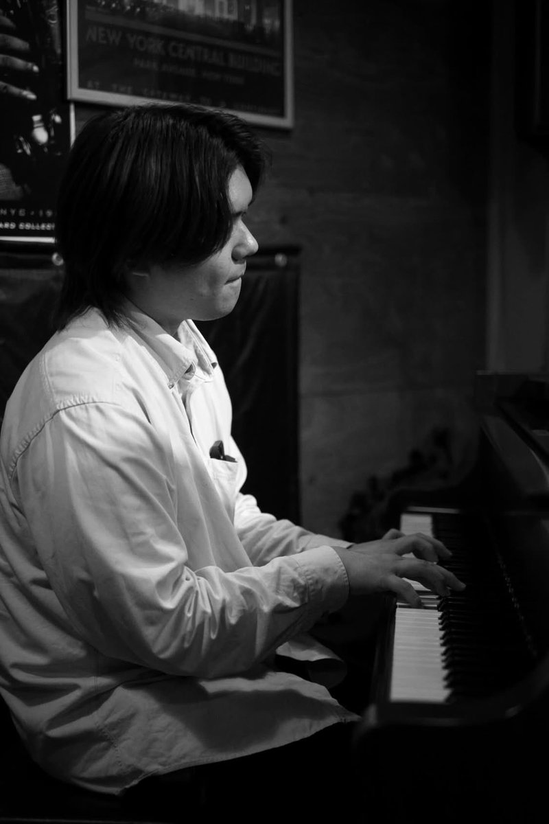 drumitchie's tweet photo. 中島道博トリオ

井口大夢 piano 
清水昭好 bass 
中島道博 drums

リーダートリオ終わりました。
沢山のご来場ありがとうございました。
次回は6/28(日)です。

このトリオで今後レコーディングも考えてます。
最高のアルバムを作りたいです。 https://t.co/SCLf5fWFQu