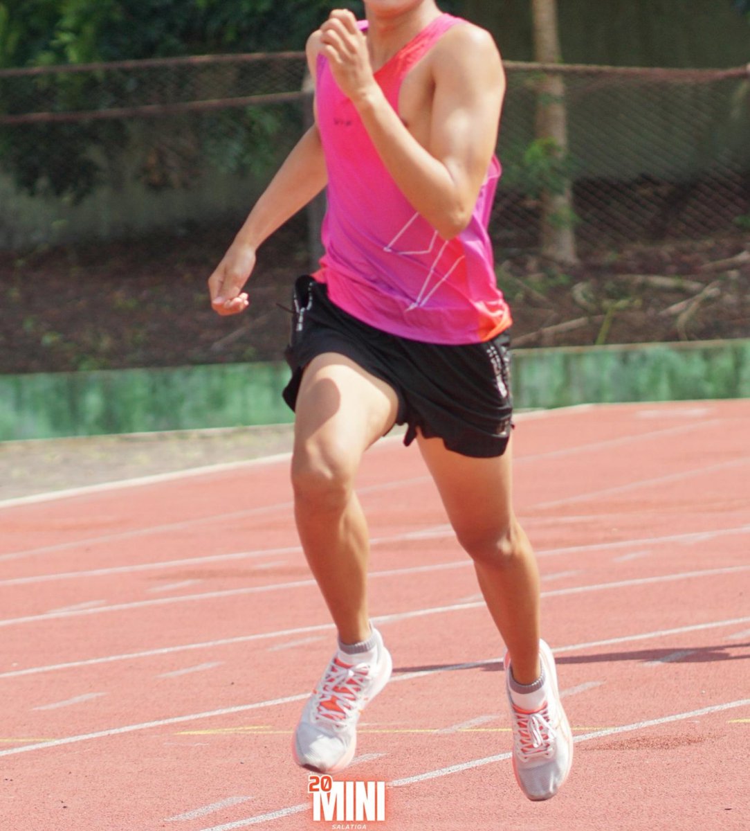 Midnight tweet media