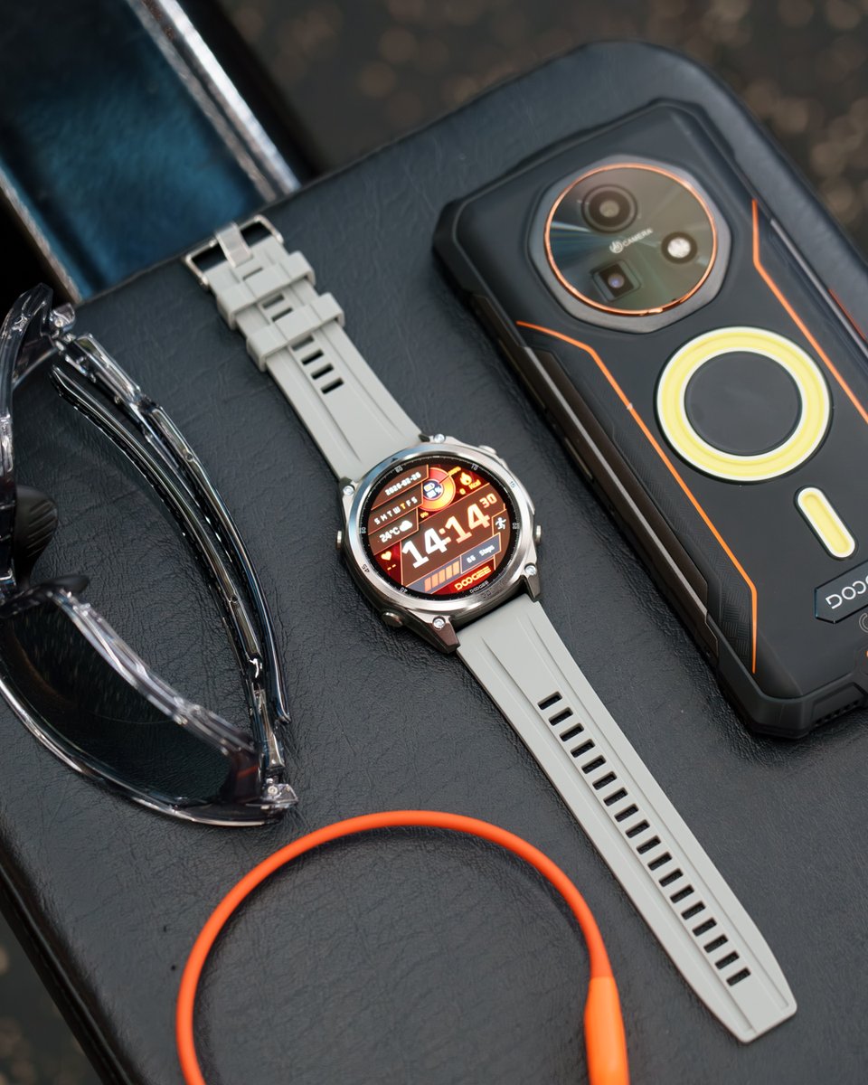 DOOGEE_official's tweet image. Your perfect daily tech companion. 🕶️
Anywise W1 Lite: Sleek, tough, and ready for every adventure.
#DOOGEE #AnywiseW1Lite #SmartWatch #EverydayTech #UrbanStyle #WearableTech