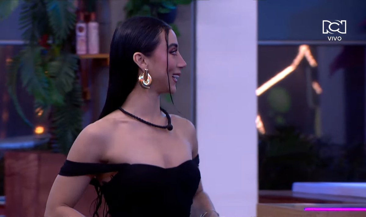 cocovalentine 🪷 tweet media