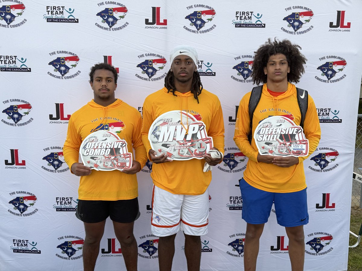 Coach_Dorn25's tweet image. Proud of my guys for how they competed  @CoachesCombines. The Valley left with THREE MVPs!!!! Big shout out goes to class of 28s…RB Preston Smith, TE Cameron Gleaton and DB Triston Garrett! #Compete