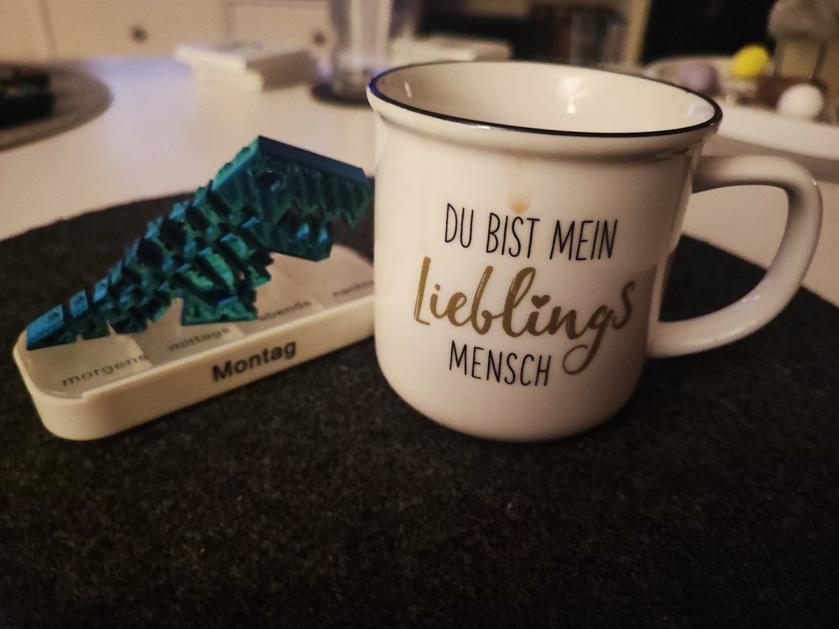 flummi1970's tweet image. Morning all in die kleene #Smattphone
Wish you a new Start in die neue #Woche🍀✊

Heute ist u.a. #Tag des #Bleistifts
Eine tolle #Erfindung

Passt auf euch auf und seid #achtsam