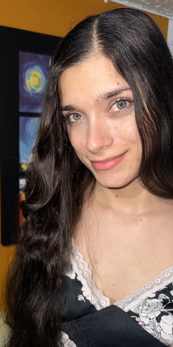 angelica96 tweet media