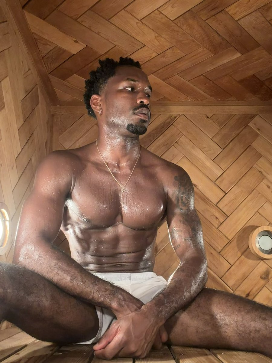 Adrian Jean tweet media