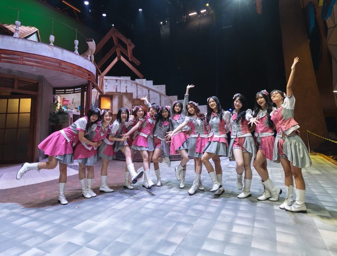 namecharns tweet media