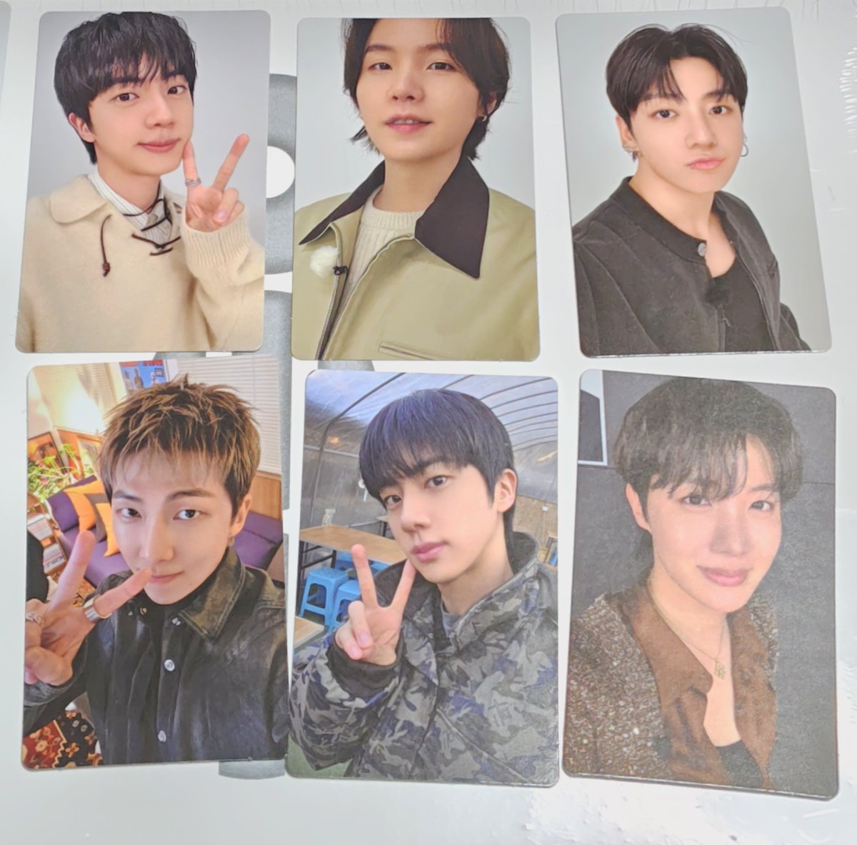 あずち tweet media