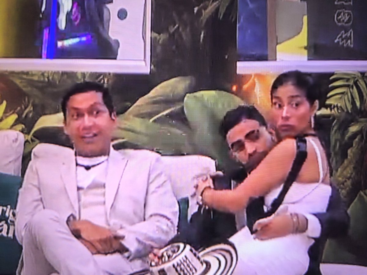 Juan Pablo Villa ⚡🕊️ tweet media