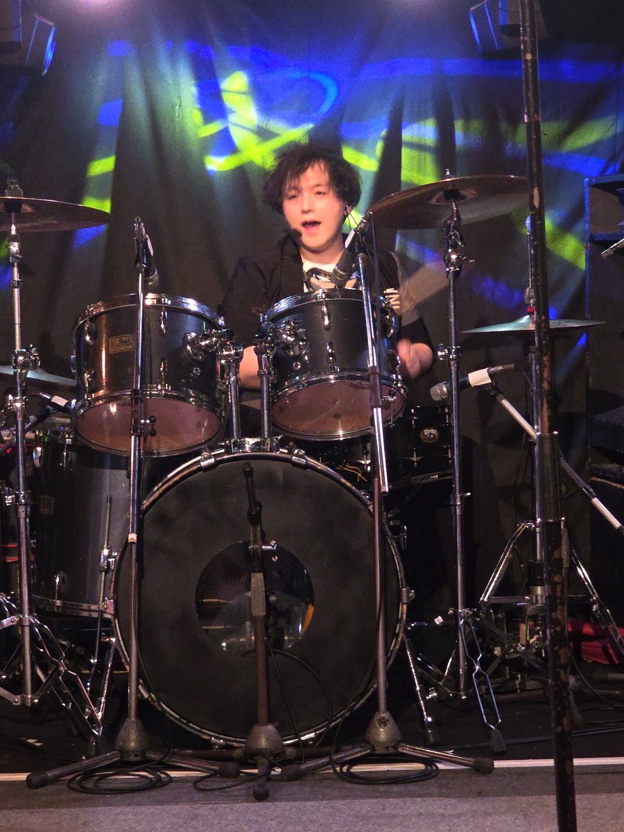 shoumaru1026's tweet photo. #KawausoRider
昨日、目黒の #LIVESTATION という箱でやってた、#CRAZYGOGO というライブで観覧してきました。
voのまきさん(@k9i1t7a)さんの応援に😊
バンドスタイルはかっこいいね😊 https://t.co/g2bHvjypQj
