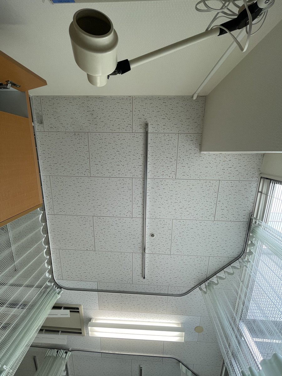 ユーエス tweet media