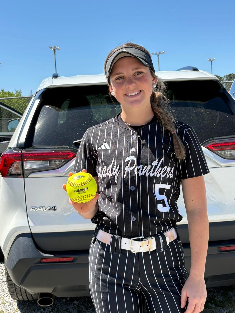 Kyle Parmley 🥎 tweet media