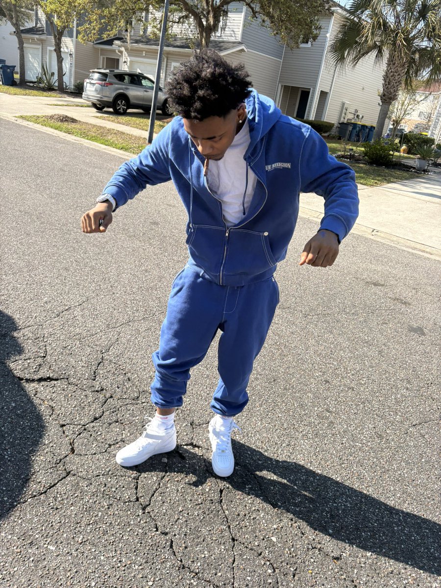 richhjunkie🧟‍♂️🆓 tweet media