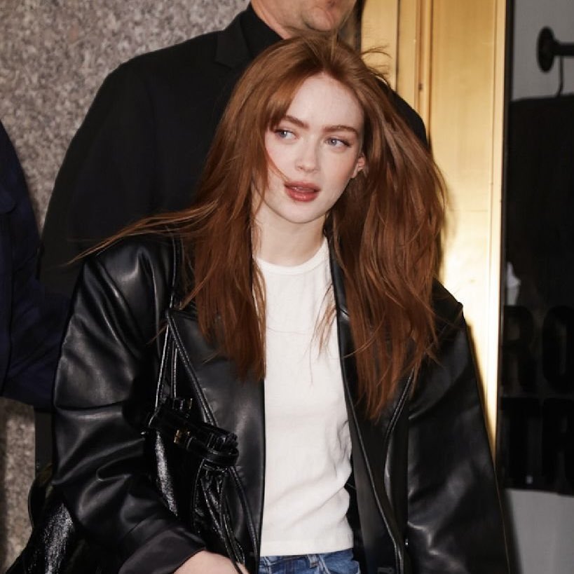 sadie sink daily tweet media
