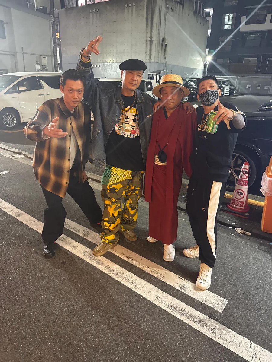 nobleZIMBABWEsound tweet media